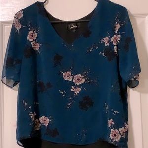 Lulu deep green floral top